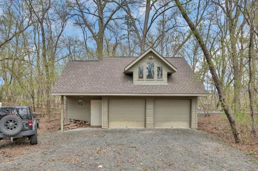 73 Tamarack Street, Mahtomedi, MN 55115