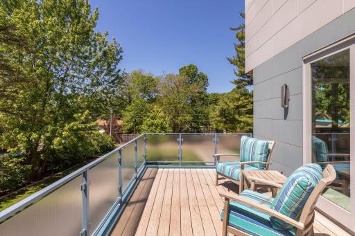 555 Mount Curve Boulevard, Saint Paul, MN 55116
