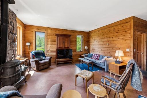 1000 Superior Avenue, Washburn, WI 54891