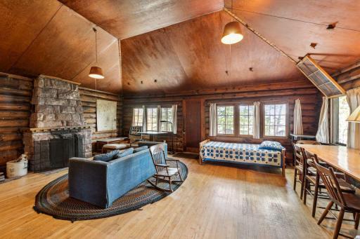 1000 Superior Avenue, Washburn, WI 54891