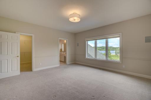 12 Lake Court, North Oaks, MN 55127