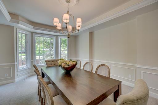 12 Lake Court, North Oaks, MN 55127