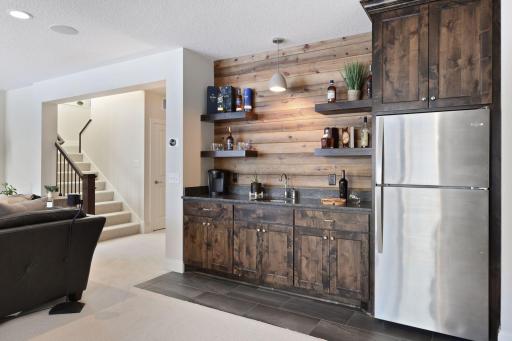 4256 Halsteads Bay Alcove, Minnetrista, MN 55331