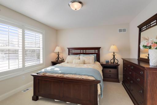 4256 Halsteads Bay Alcove, Minnetrista, MN 55331