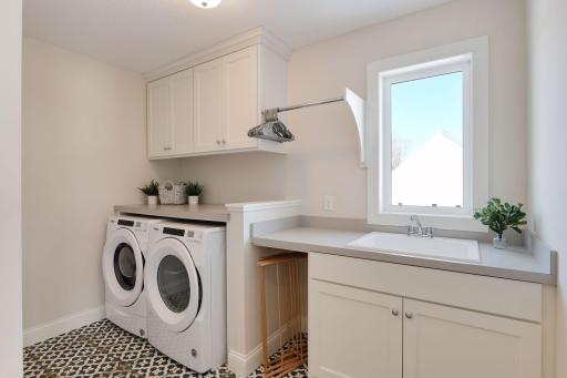 4256 Halsteads Bay Alcove, Minnetrista, MN 55331