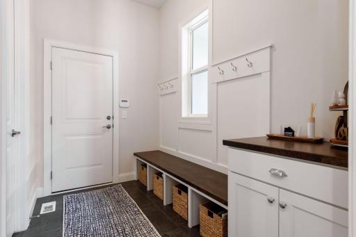 4256 Halsteads Bay Alcove, Minnetrista, MN 55331