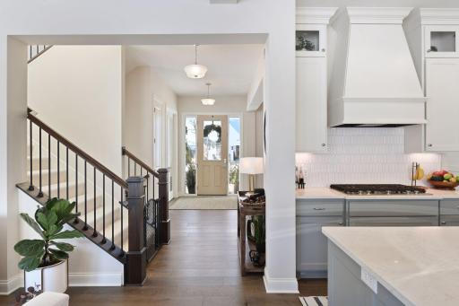 4256 Halsteads Bay Alcove, Minnetrista, MN 55331