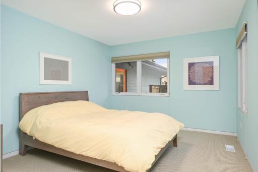 434 Mississippi River Boulevard S, Saint Paul, MN 55105