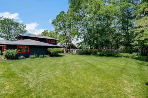 434 Mississippi River Boulevard S, Saint Paul, MN 55105