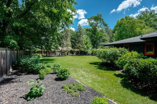 434 Mississippi River Boulevard S, Saint Paul, MN 55105