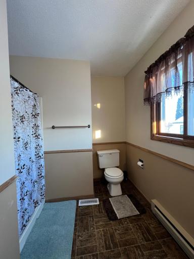 150 2nd Street N, Middle River, MN 56737