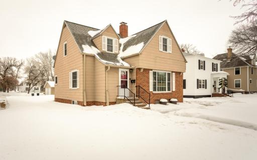 205 W 7th Street, Morris, MN 56267