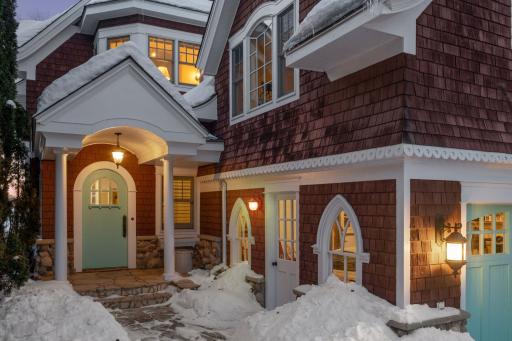 2017 Arbor Lane, Mound, MN 55364