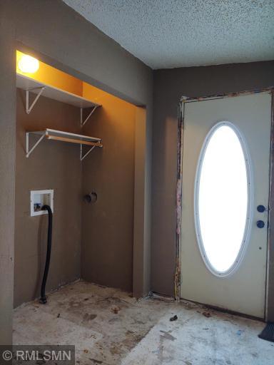 Side Entry- Laundry hookups