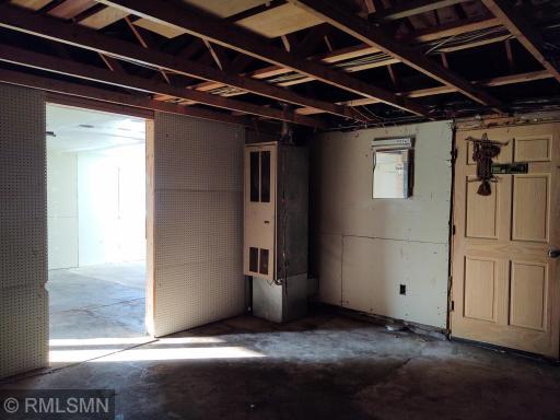 View from the garage to the Workspace