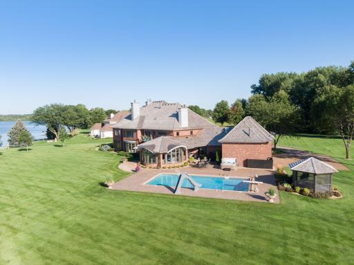 22497 Dodge Court, Faribault, MN 55021