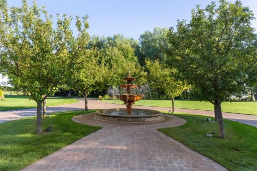 22497 Dodge Court, Faribault, MN 55021