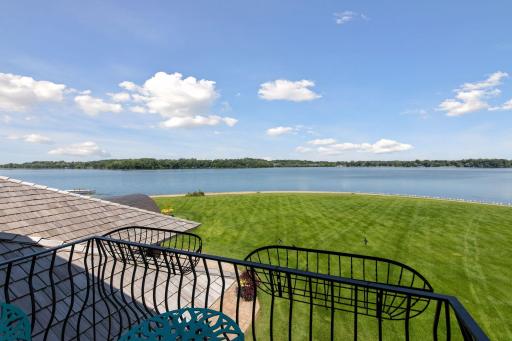 22497 Dodge Court, Faribault, MN 55021
