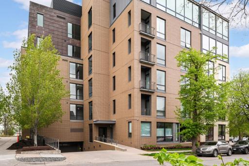 1805 W Lake Street, 302, Minneapolis, MN 55408