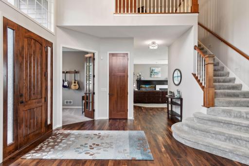 300 Lythrum Lane, Medina, MN 55340