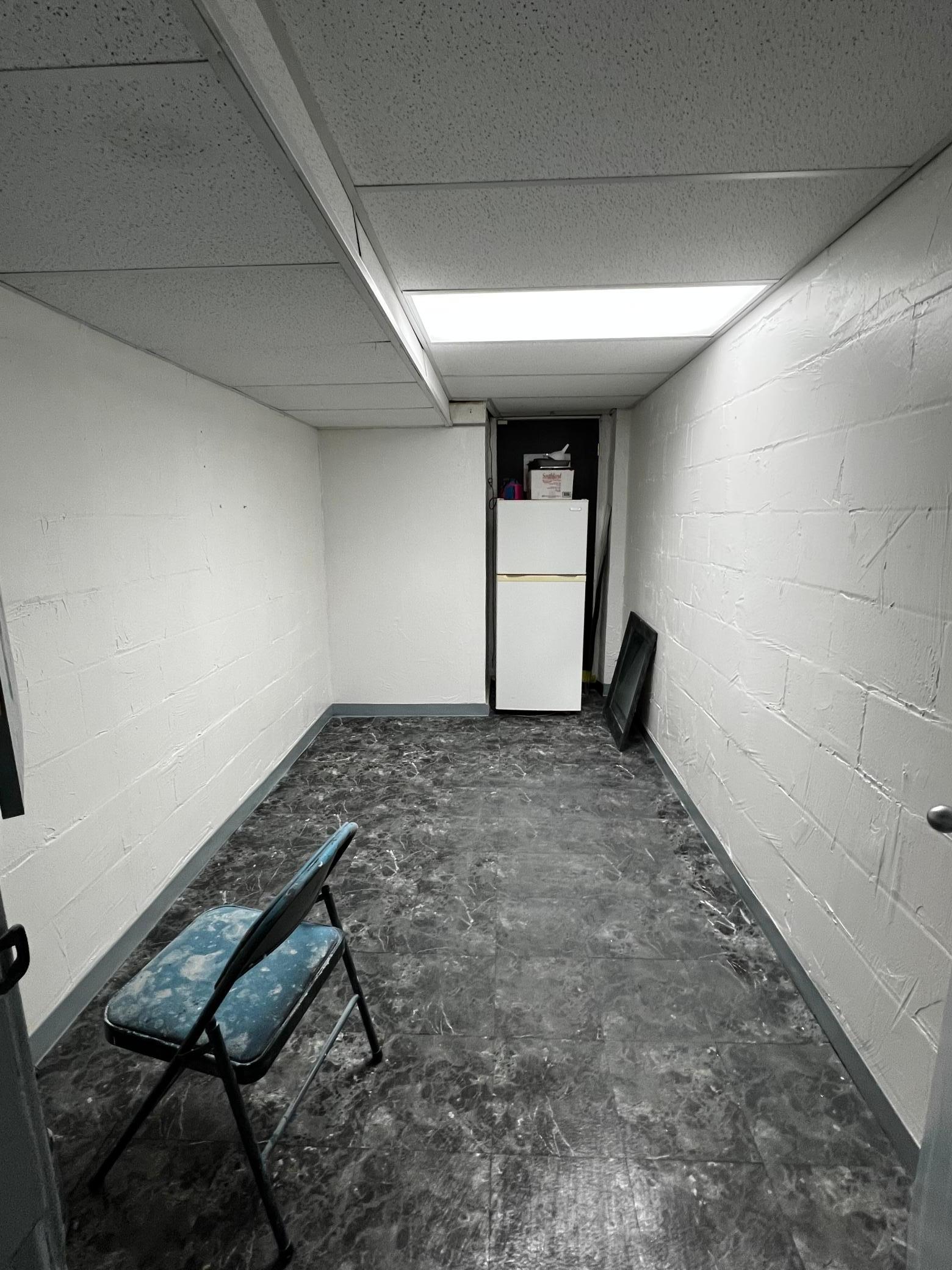 #570 basement pic3