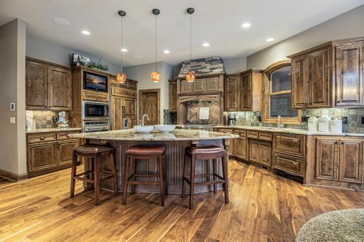 9990 Troy Lane N, Maple Grove, MN 55311