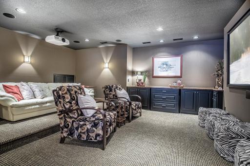 9990 Troy Lane N, Maple Grove, MN 55311