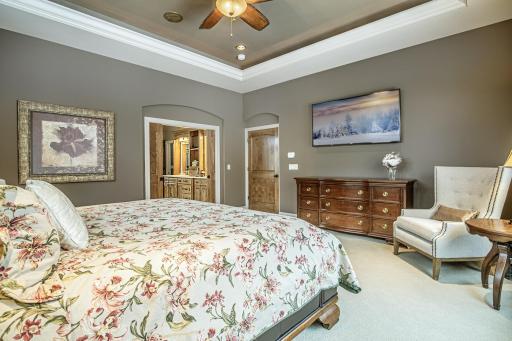 9990 Troy Lane N, Maple Grove, MN 55311