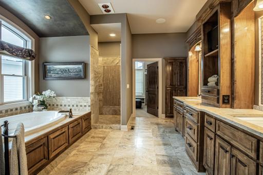 9990 Troy Lane N, Maple Grove, MN 55311