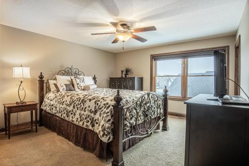 9990 Troy Lane N, Maple Grove, MN 55311