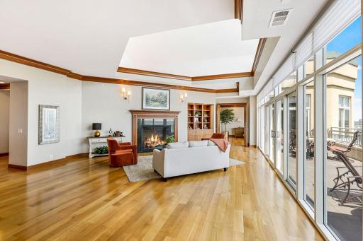 8301 Creekside Circle, 920, Bloomington, MN 55437