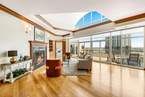 8301 Creekside Circle, 920, Bloomington, MN 55437