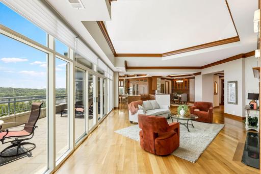 8301 Creekside Circle, 920, Bloomington, MN 55437