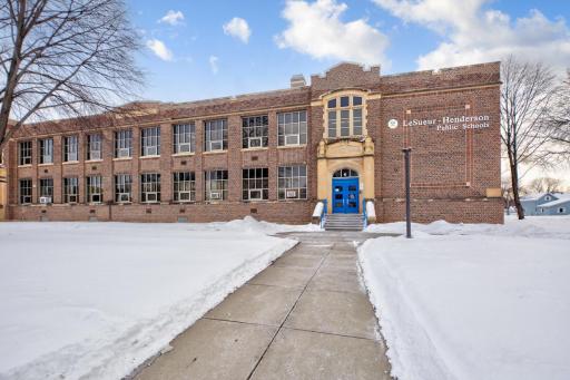 115 N 5th Street, Le Sueur, MN 56058