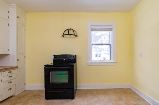 Photo for 120 Owens Street N, Stillwater, MN 55082 - Listing #6333642 Kitchen has room to make it your own - add island, etc.jpg