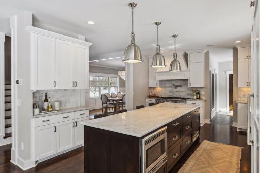 5705 Ayrshire Boulevard, Edina, MN 55436