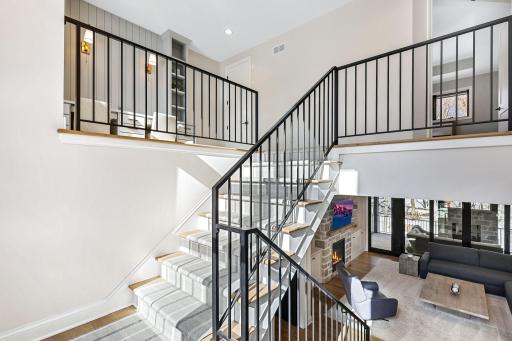 16882 Cedarcrest Drive, Eden Prairie, MN 55347