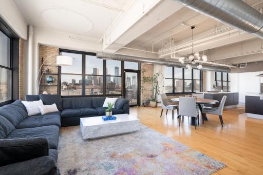 2nd living room on main level, open concept, great flow for entertaining!