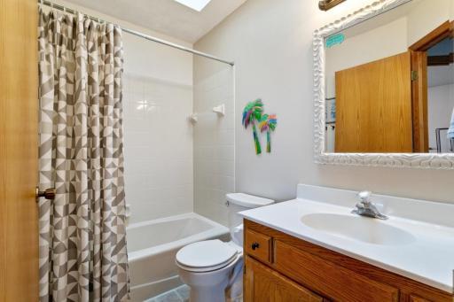 5701 91st Crescent N, Brooklyn Park, MN 55443