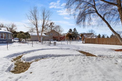 5701 91st Crescent N, Brooklyn Park, MN 55443