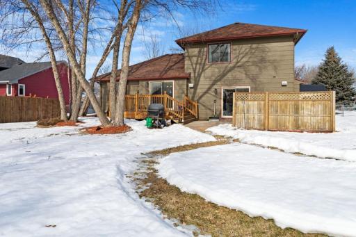 5701 91st Crescent N, Brooklyn Park, MN 55443