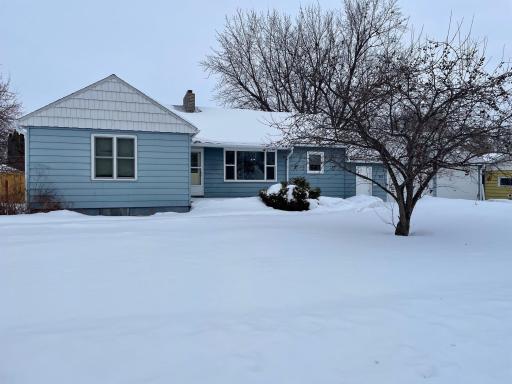 315 7th Avenue NE, Roseau, MN 56751