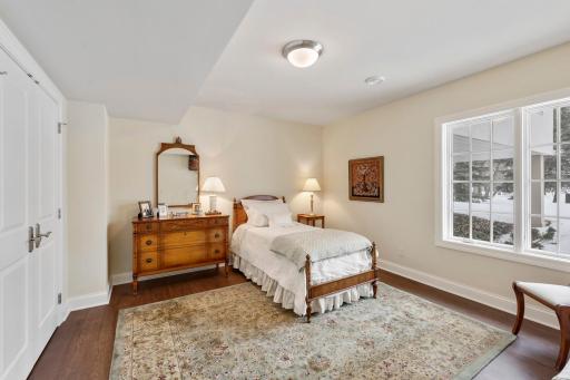 7416 W Shore Drive, Edina, MN 55435