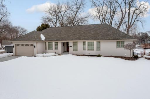 7416 W Shore Drive, Edina, MN 55435
