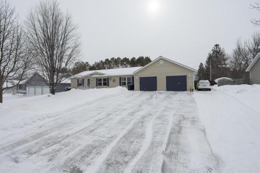 204 E Hillside Avenue, Fergus Falls, MN 56537