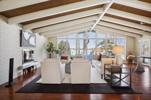 Take in the beautiful views of Lafayette Bay through the expansive floor to ceiling windows