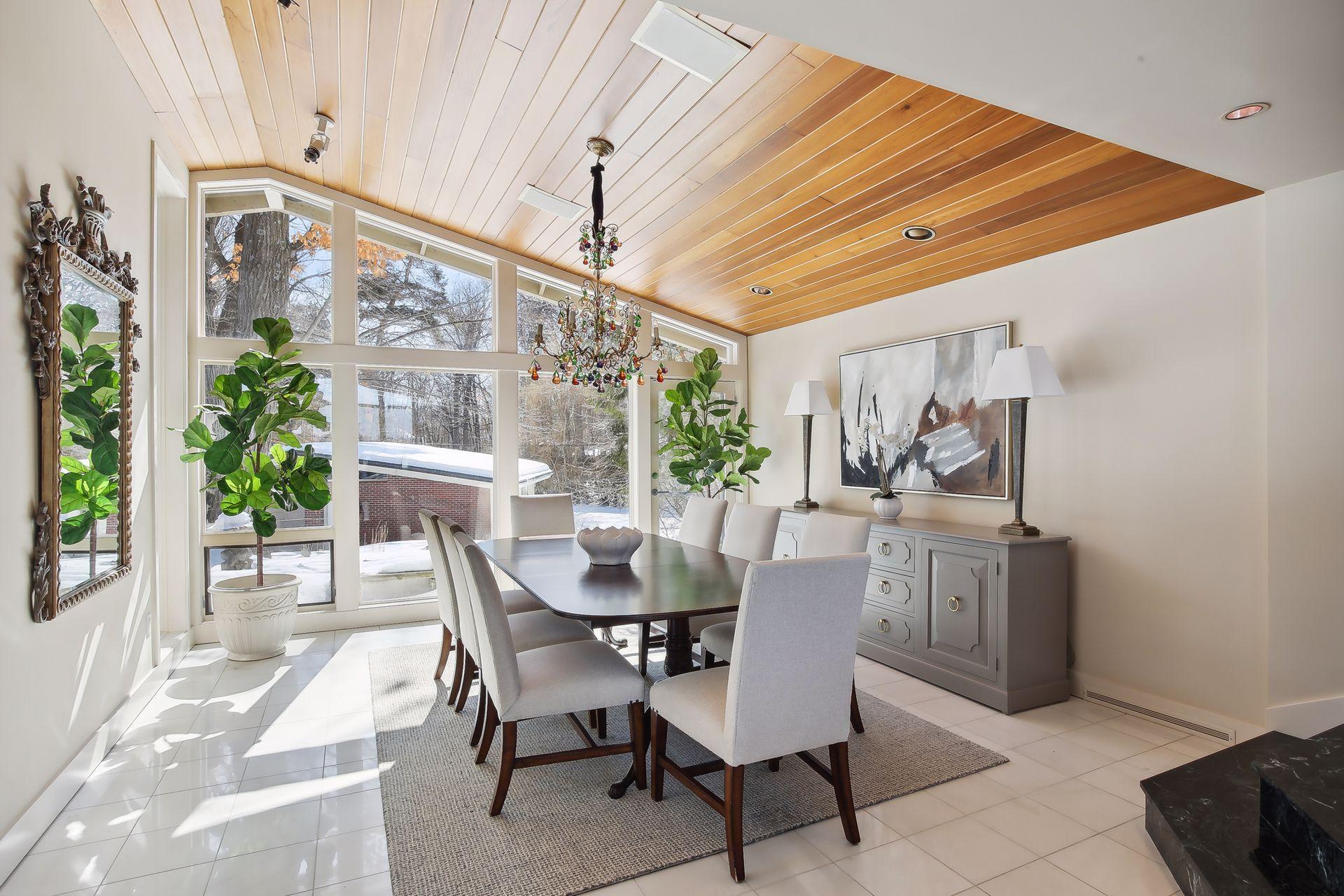 This area is filled with natural light