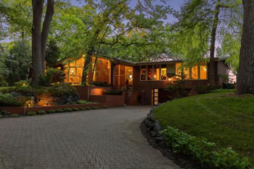 2605 Maple Ridge Lane, Excelsior, MN 55331