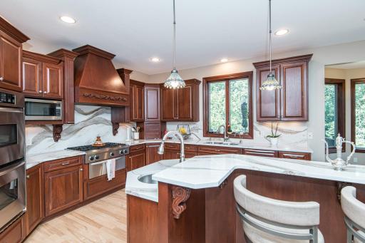 1303 Wicklow Lane SW, Rochester, MN 55902