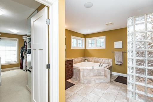 1303 Wicklow Lane SW, Rochester, MN 55902